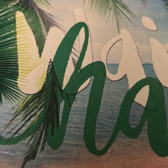 New Waikiki Hawaii Island Crew cosmetic pouch or case for iPad tablet - Picture 4 of 5